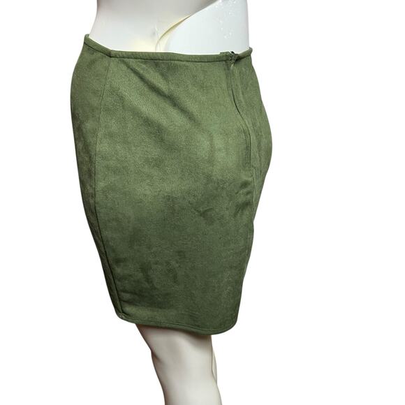 Windsor Green Suede-Like High-Waisted Skirt - Size L - Picture 4 of 10